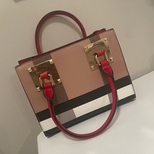 Plaid print, top handle medium size hand bag